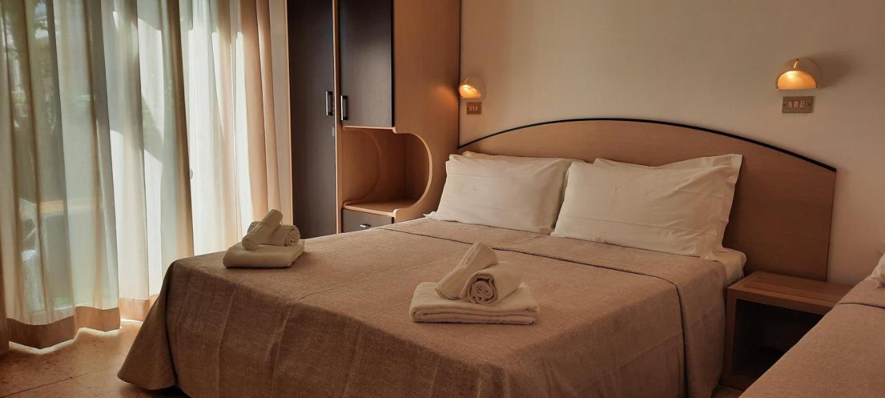 B&B Hotel Serenita Bellaria-Igea Marina Exteriör bild